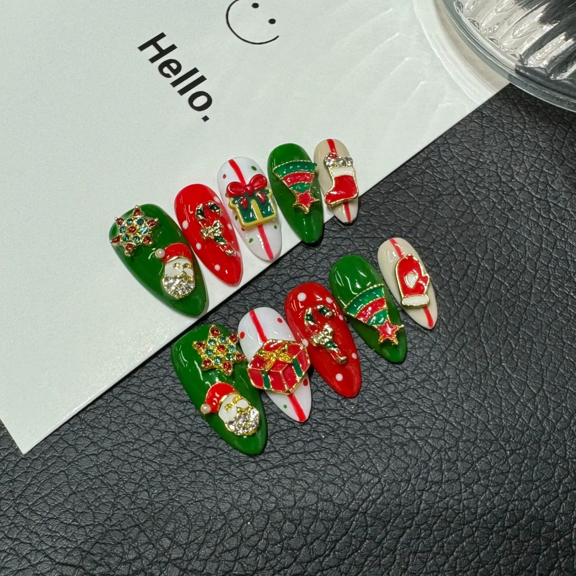 

10pcs Handmade Fake Nails Cute cartoon Christmas tree Almond Press on Nail Christmas Gift Detachable Holiday Themed Nail Tips