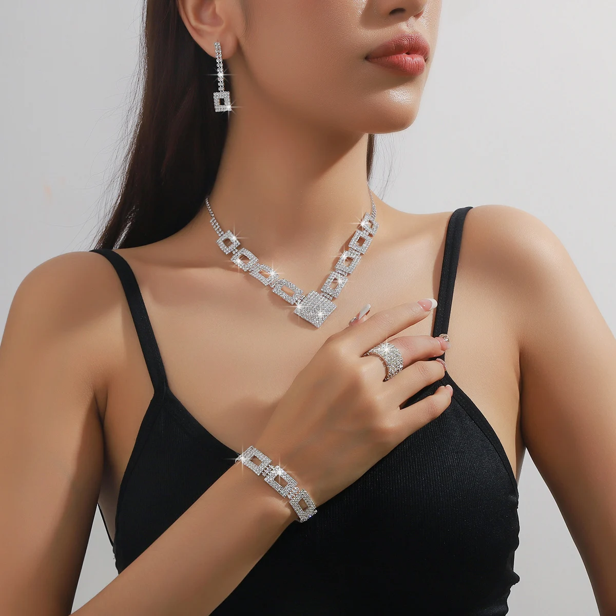 Cool and Spicy Girl Jewelry 5pc Set Geometric Square Full Diamond Banquet Party Wedding Tea Offering Gift Giving Preferred