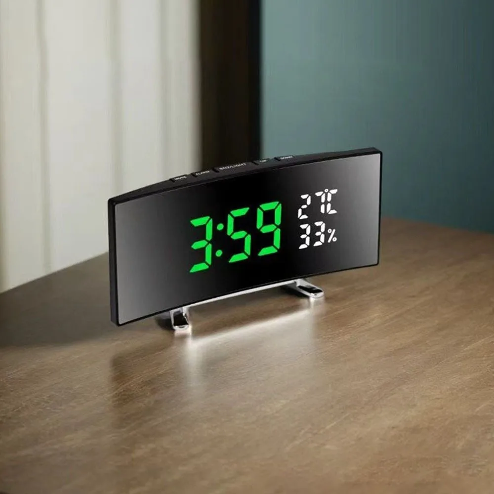 Curved Screen Digital Alarm Clock Large 12/24h Desk Clock Large Screen adjustable brightness LED Digital Clock Table Use