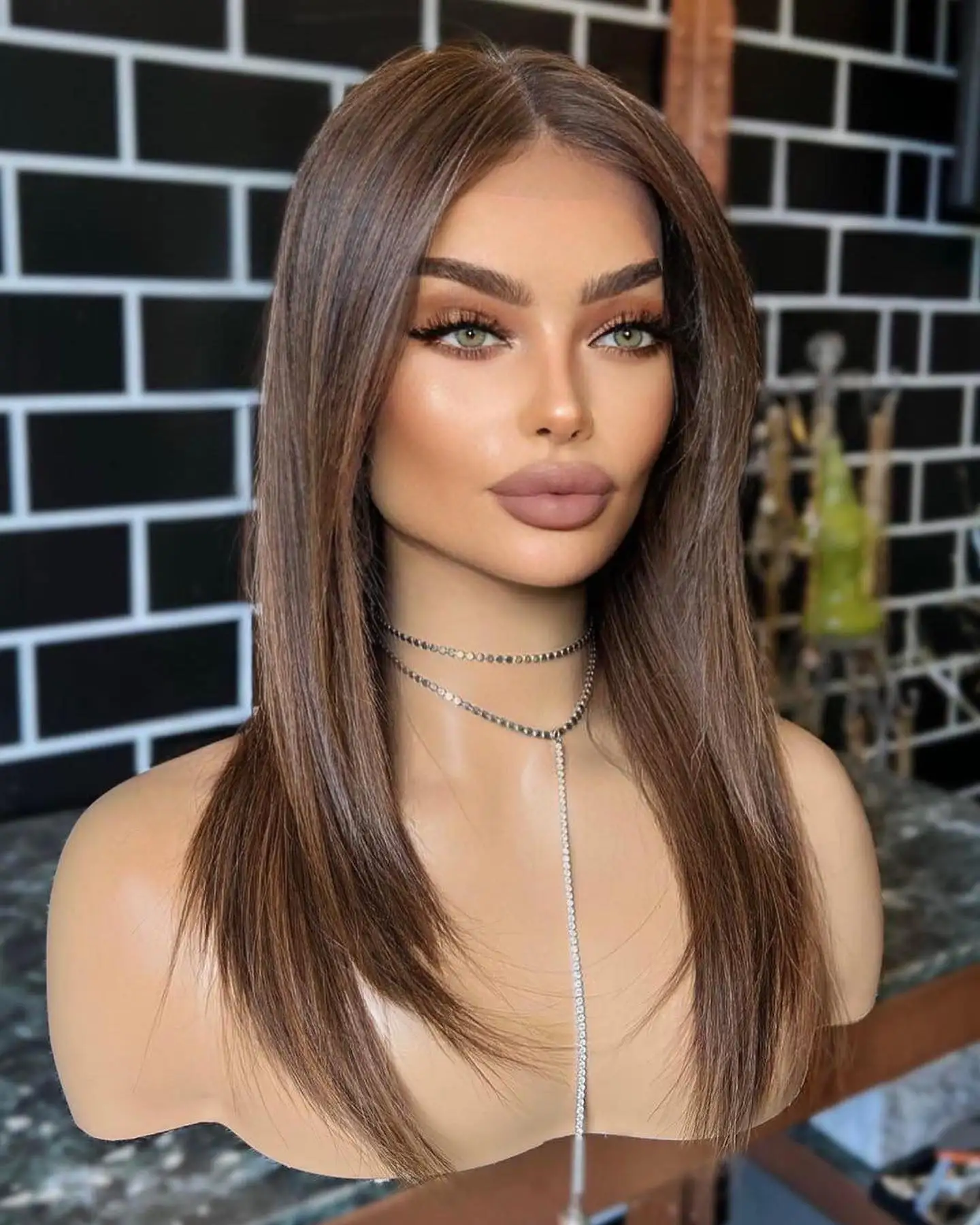 Chocolate Brown Wig Synthetic Medium Length Body Wave Wig Layered Wig Soft Hairline Natural Middle Part Heat Resistant Fiber Wig