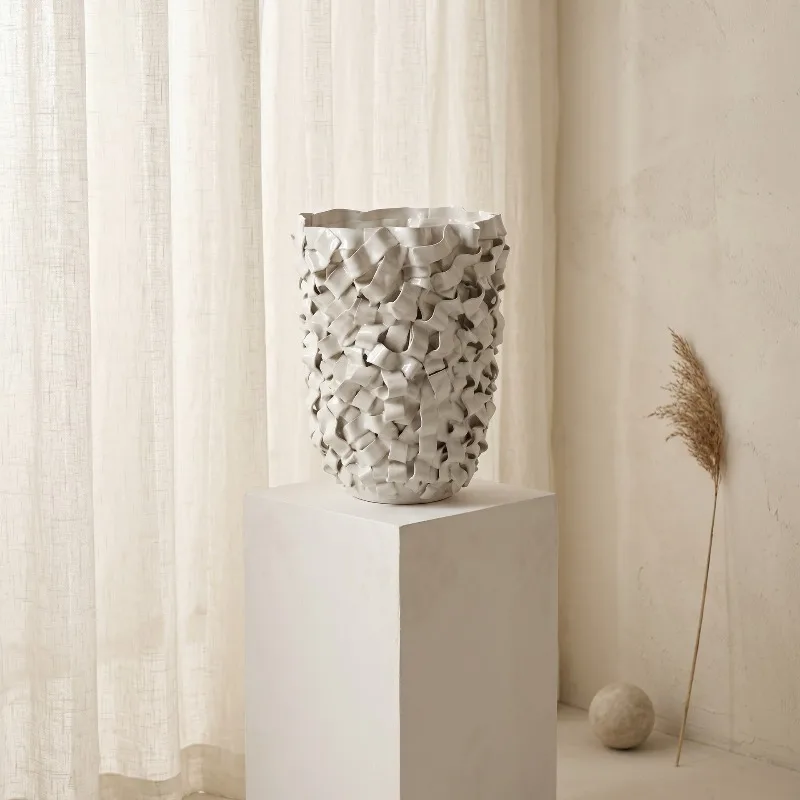Modern art home soft decoration white ceramic handmade vase ornament model room villa hotel decoration