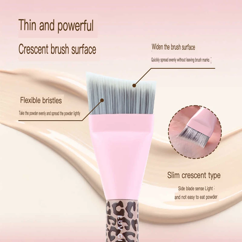 Aiwujiwu mini Brush With Short Handle And Flat Head, Non-marking, Non-absorbing Brush, Portable Makeup Artist Liquid Foundation