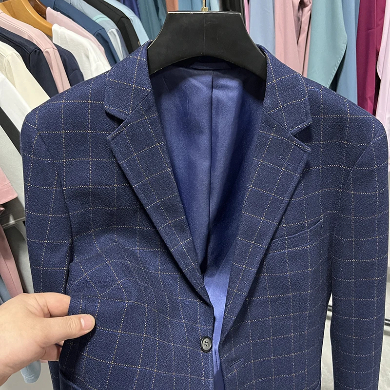 Klassischer karierter, faionable Slim-Fit-Freizeitanzug Jaet Frühling Herbst Zwei-Knopf-Seescheren-Etikett Vielseitiger Busin Casual