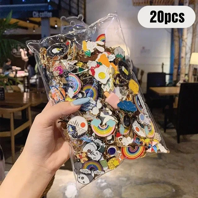 10-100 Stuks Emaille Badges Pins Broches Leuke Cartoon Broches voor Kind en Vrouwen Kleine Metalen Sieraden met vele Verschillende Vormen