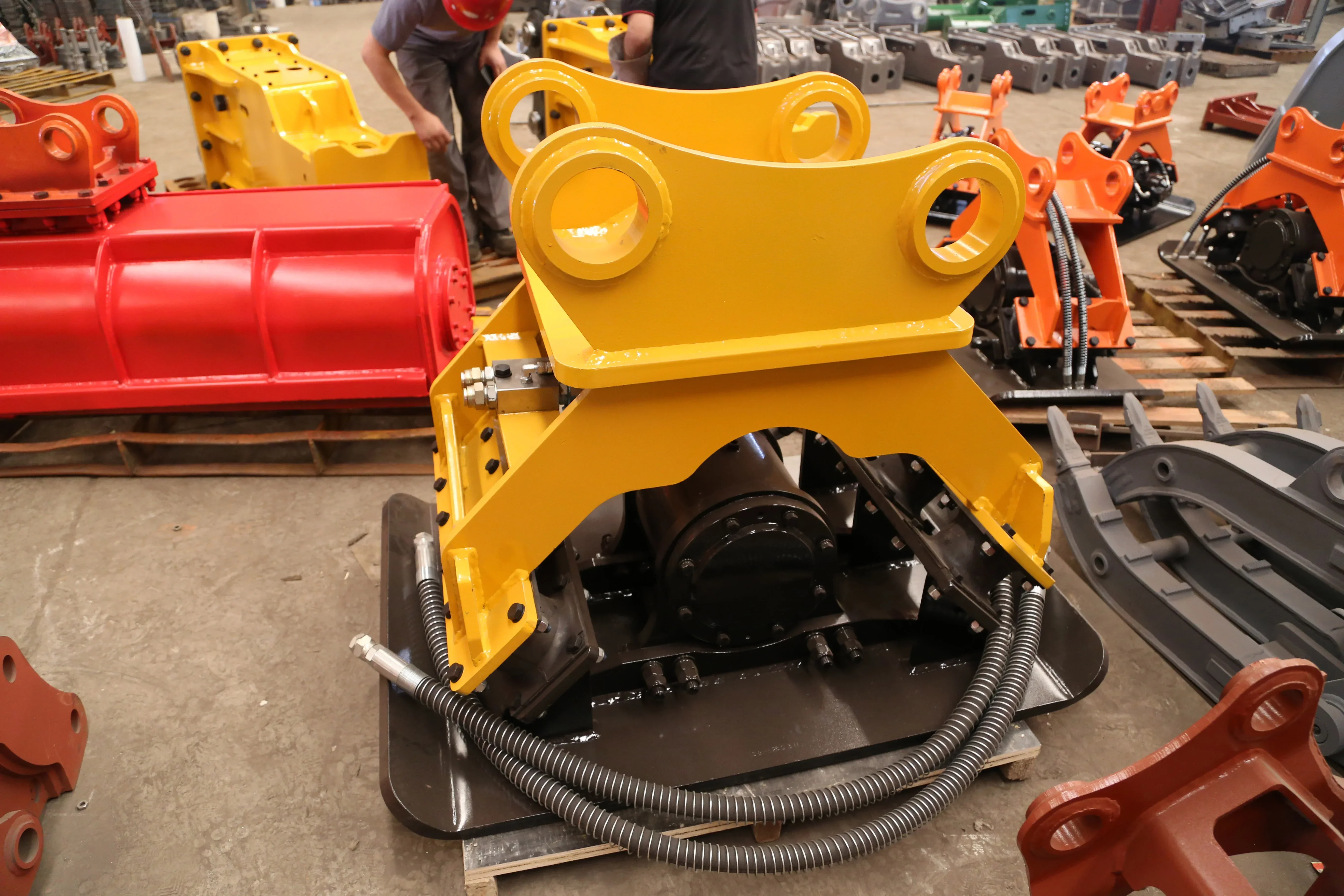 

2026 SC04 Mini Excavator Compactor Hydraulic Soil Vibrating Compactor