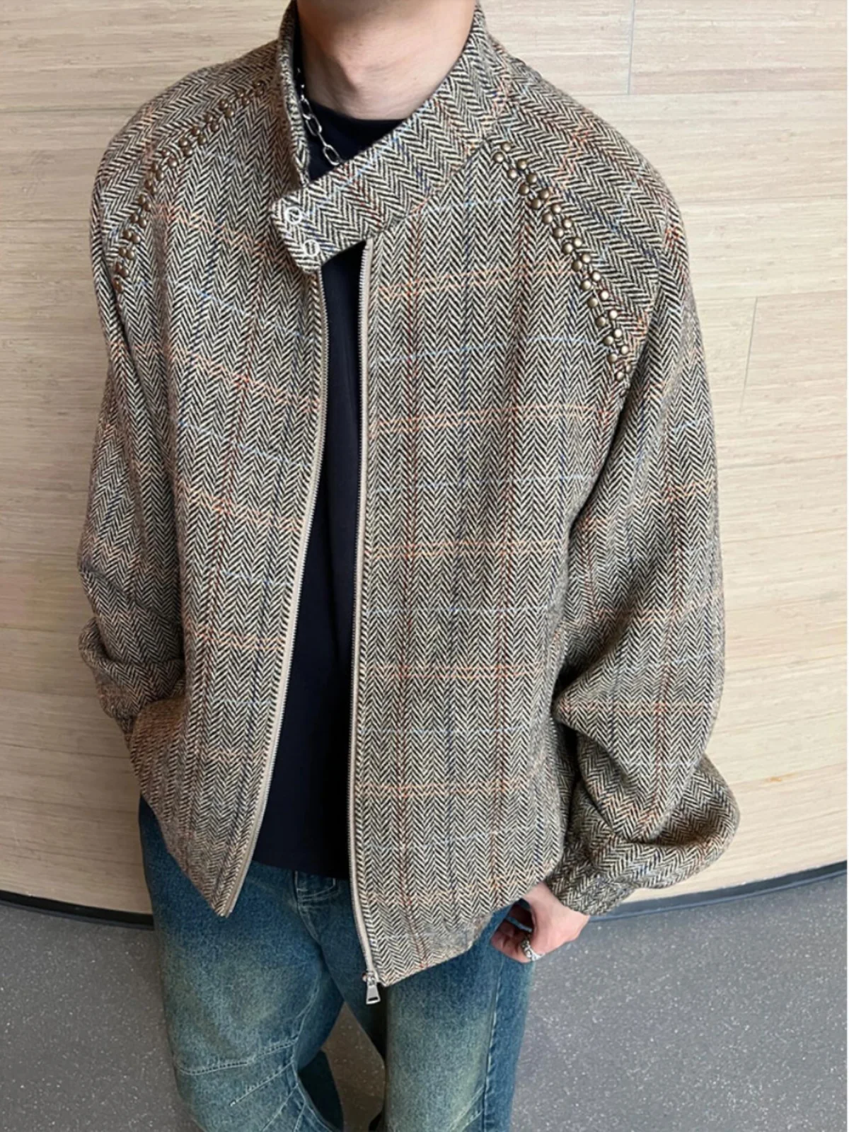 

Мужская свободная повседневная универсальная куртка из шерсти в клетку с заклепками в американском ретро-стиле, весенняя трендовая куртка для пар, верхняя одежда