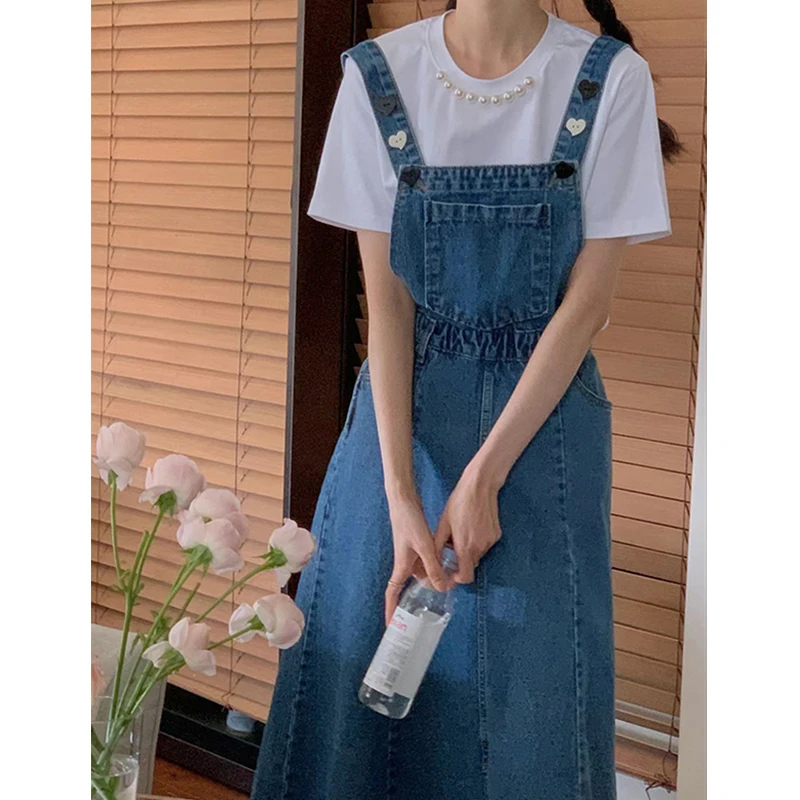 acão Jeans E Vintage com Botões de Coração Decorativos na Cintura, Modelagem Ajustada e Emaecedora, Vestido Midi ...