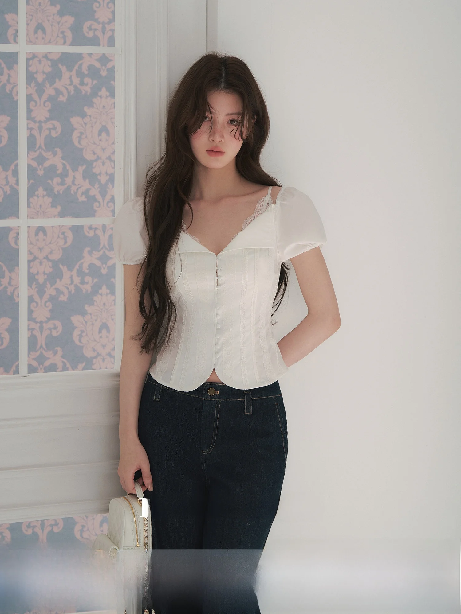 

LaluneDuCiel French Style Lace Bubble Sleeve V-Neck Shirt Women's Heavy Embroidery Waist-Cinching Short Sleeve Top