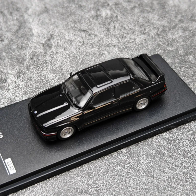 AR BOX 1/64 BMW M3 E30 die-cast alloy simulation car model, gift toy for friends, adult collectible display item.