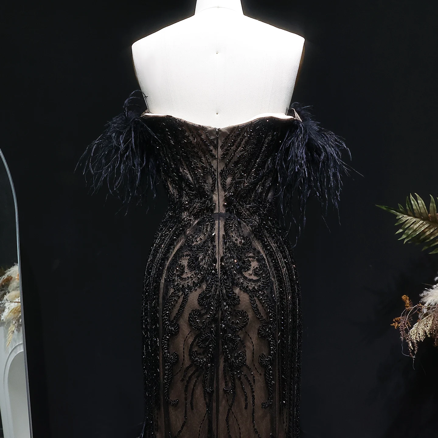 Sharon Said Luxuriöse Meerjungfrauen-Abendkleider, schulterfrei, mit Federn und Perlen, saudi-arabische Damen-Partykleider SS792, maßgeschneidert – Detail 11