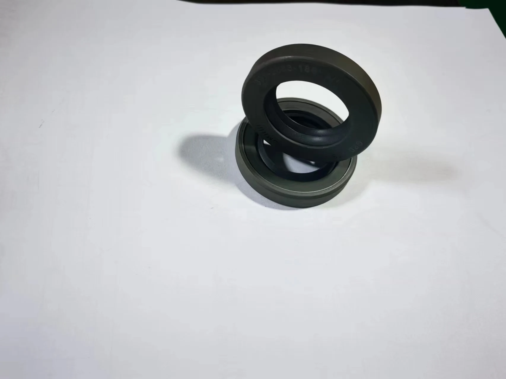 

DMHUI High Pressure B2PT Type Oil Seal OEM #391-2883-186, Q215+PTFE Rubber Seal Ring 31.75*50.8*8.64mm/1.25*2*0.34in