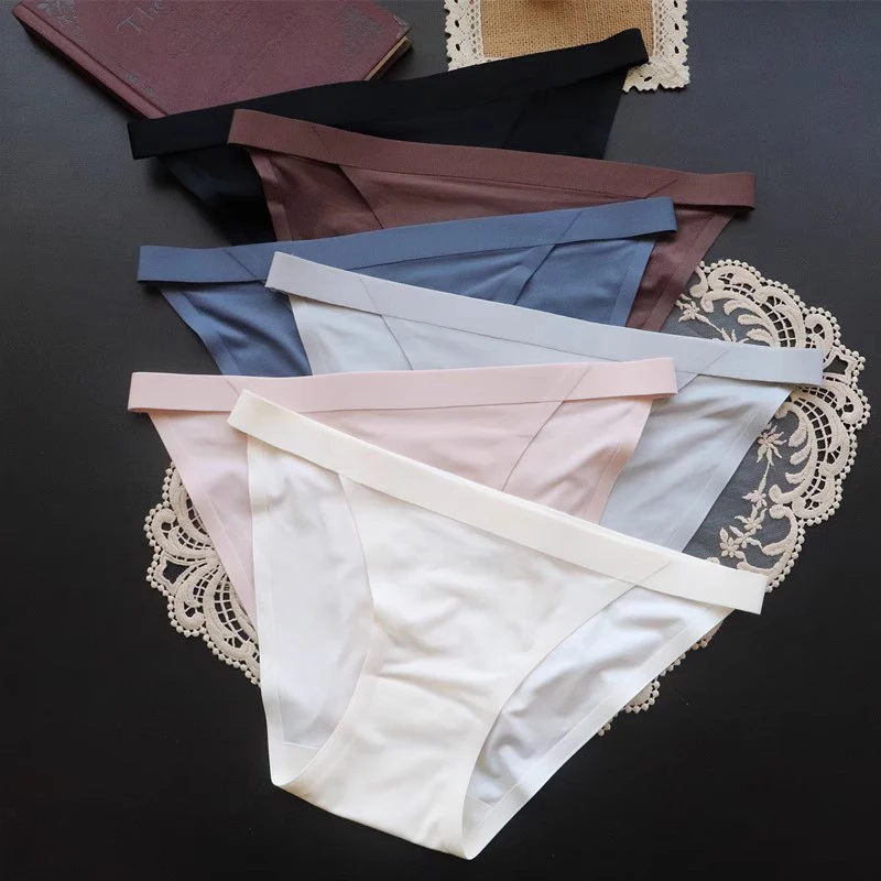 Women Ice Silk Low-waist Panties Female No Trace Brief Underwear Ladies Comfortable Lingerie G String Underpant