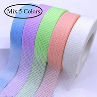 Cinta de pestañas microporosa, suministros de extensión de pestañas, herramientas de maquillaje, venta al por mayor, accesorios para pestañas, cinta de levantamiento de pestañas, 5/10/50 Uds.