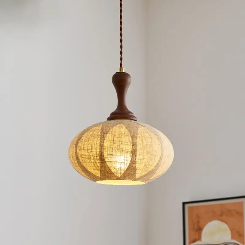 Medieval Japanese-style retro small chandelier, bar restaurant, American bedside island combination