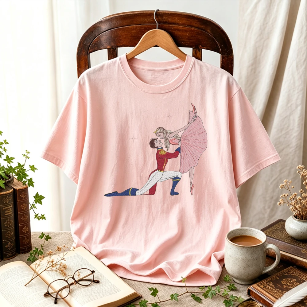 Camiseta de Algodón con Estampado Artístico de Escena de Baile Romántico del Príncipe y Bailarina del Ballet El Cascanueces, Estilo Casual y Estético, Ropa Urbana