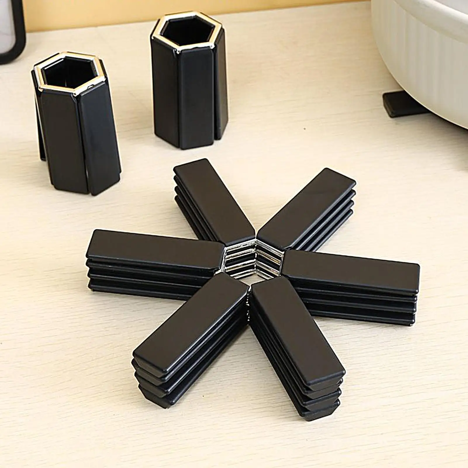 Kitchen Trivets Folding Insulation Pad Pot Mat Dish Placemat Coaster Folding Heat Insulation High Temperature Pots And Pans
