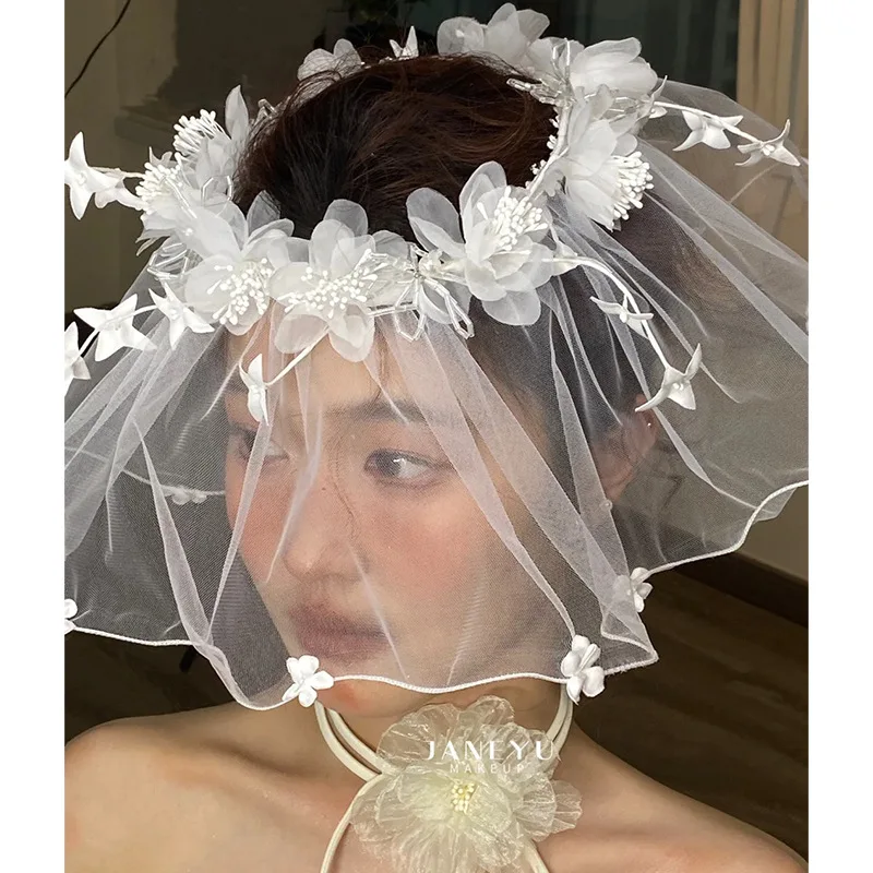

Romantic 3D Flowers Bridal Veil Vintage Short One Layer Tulle Wedding Veil New French StyleWedding Accessories LL-475