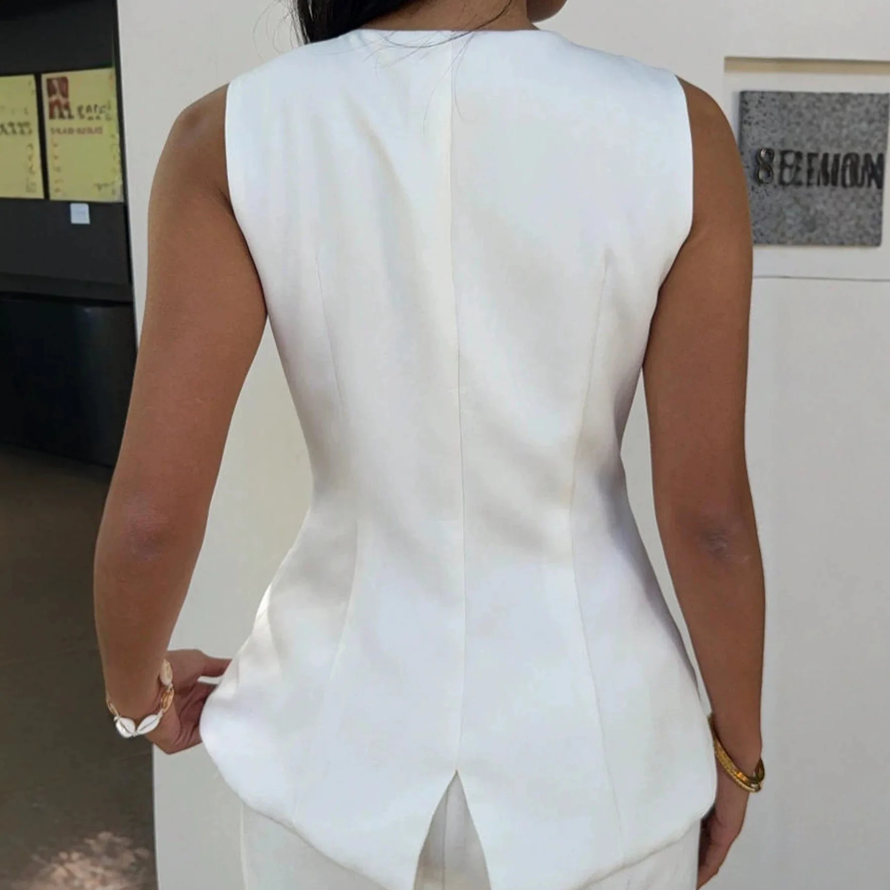 Elegant White Round Neck Sleeveless Vest Metal Decor Button Tailored Slim Fit Business Casual Blazer Top