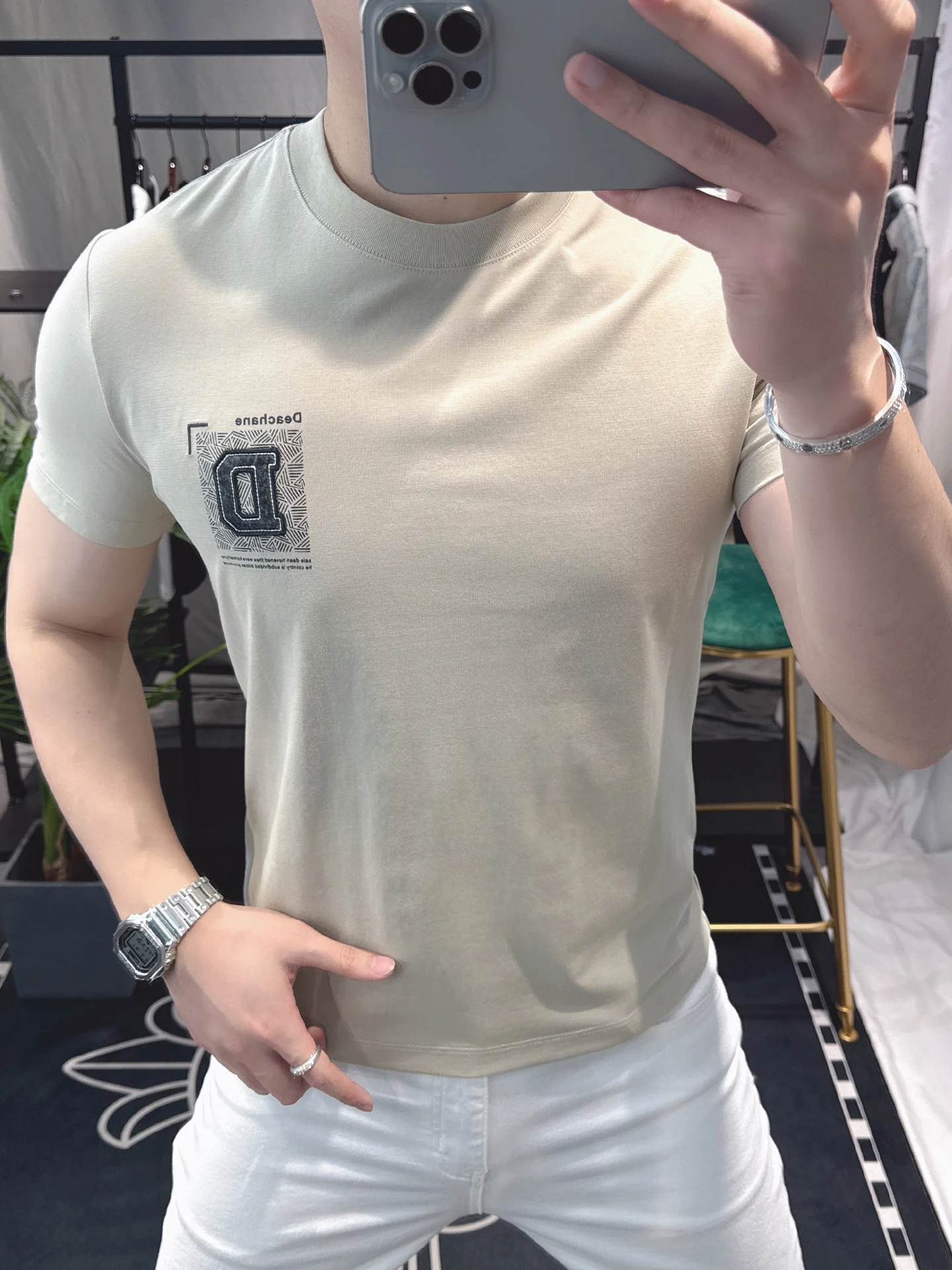 

Men's round Ne ort Sve T-irt Embroidered Casual Faion Slim Fit Summer New Sle Breathable Sweat Absorbent Soft Co...