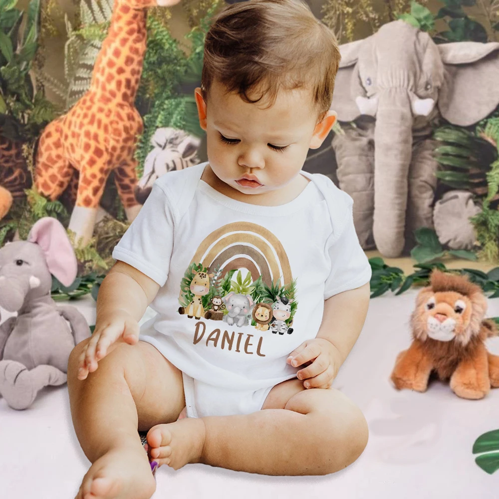 Gepersonaliseerde baby bodysuit regenboog dier met naam baby jumpsuits pasgeboren wild one outfits romper baby verjaardag douche geschenken