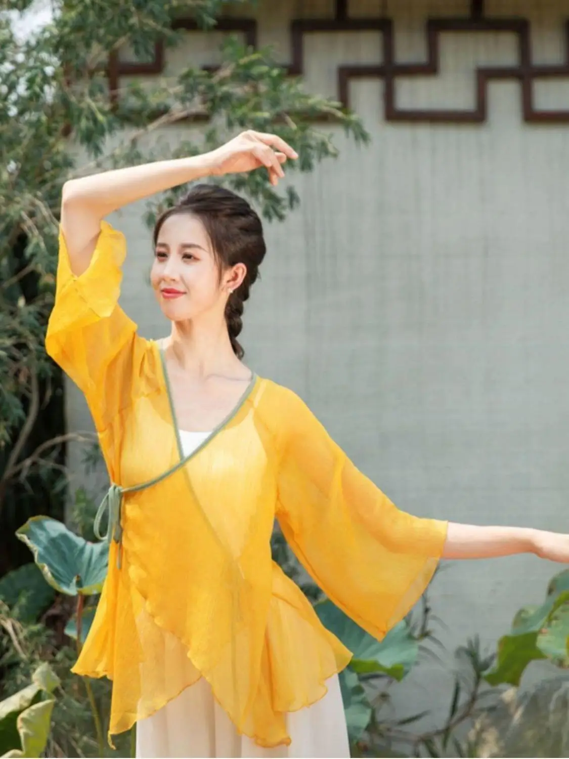 Women Chinese Classical Dance Gauze Dress Daily Practice Dress Flowing Chinese National Style Dance Performance Top Clothes