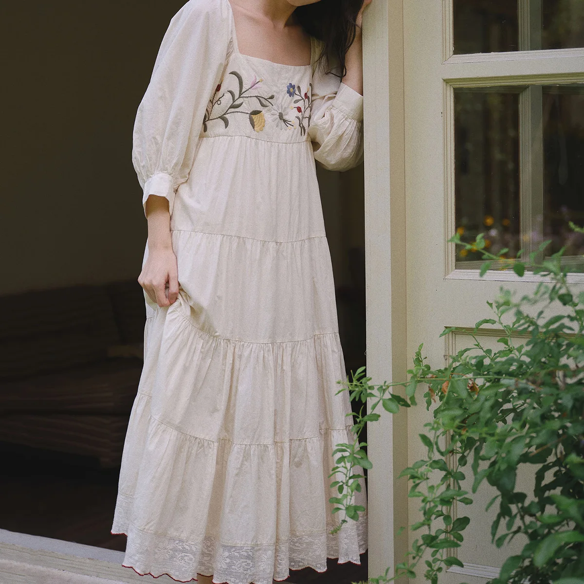 Women Heavy-duty Embroidered Lace 100% Cotton French Fairy Nightgown Sweet Elegant Pajamas Home Wear Spring Autumn Sleepwear