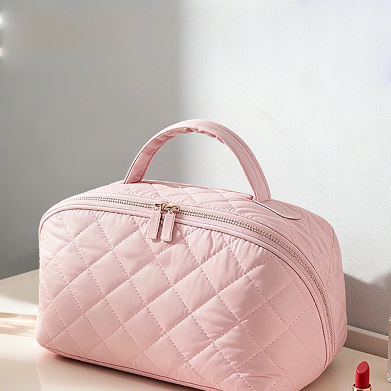 Portable Large Capacity Travel Quilted Diamond Cosmetic Bag Makeup Handbag Student Bags for Woman Girl Gift Travel Storage Bag