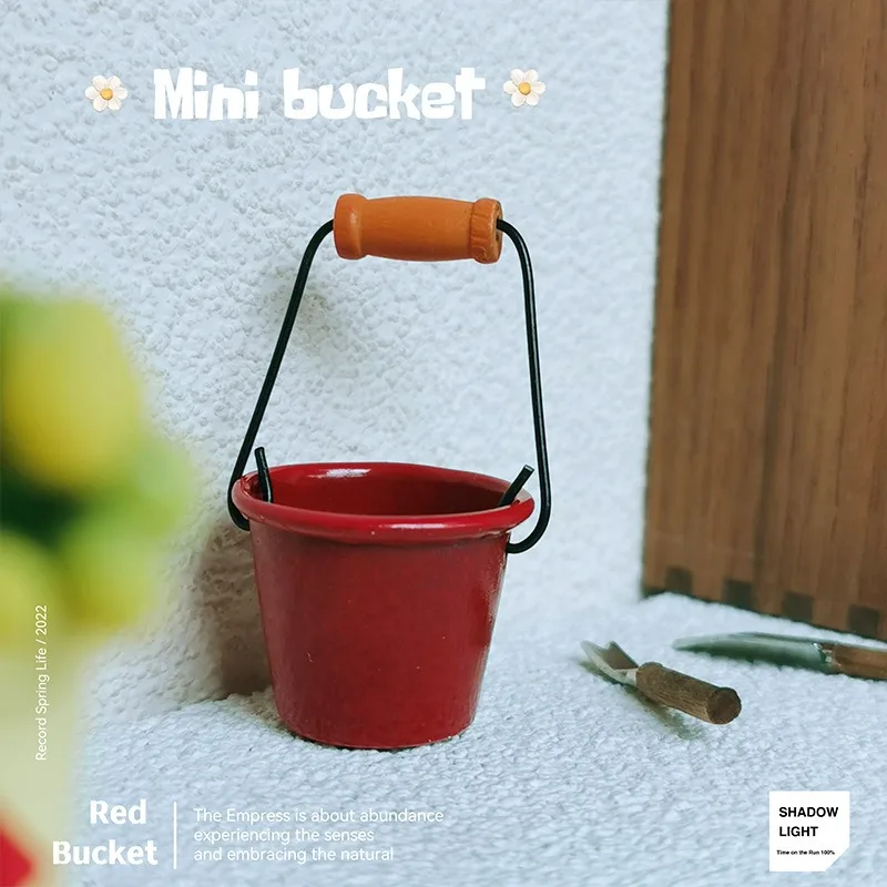 1/12 Miniature red barrel toy model garden tool dollhouse ac