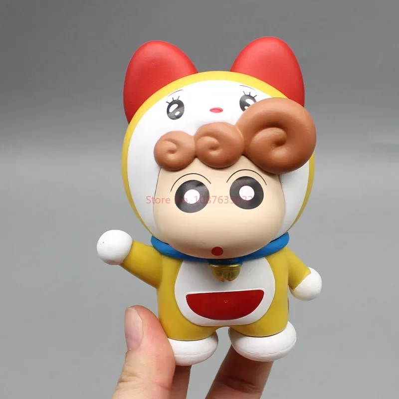 รุ่น Q Crayon Shin-Chan Doraemon อะนิเมะเดสก์ท็อปตกแต่งคอลเลกชัน PVC ของเล่นสําหรับของขวัญเด็ก