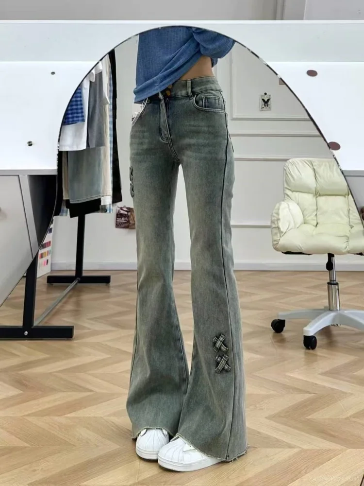 กางเกงยีนส์เอวสูงทรงสลิมฟิตสำหรับผู้หญิง ไซส์ใหญ่ สไตล์เรโทรอเมริกัน ขาตรง ยืดหยุ่น ทรงขาบานเล็กน้อย