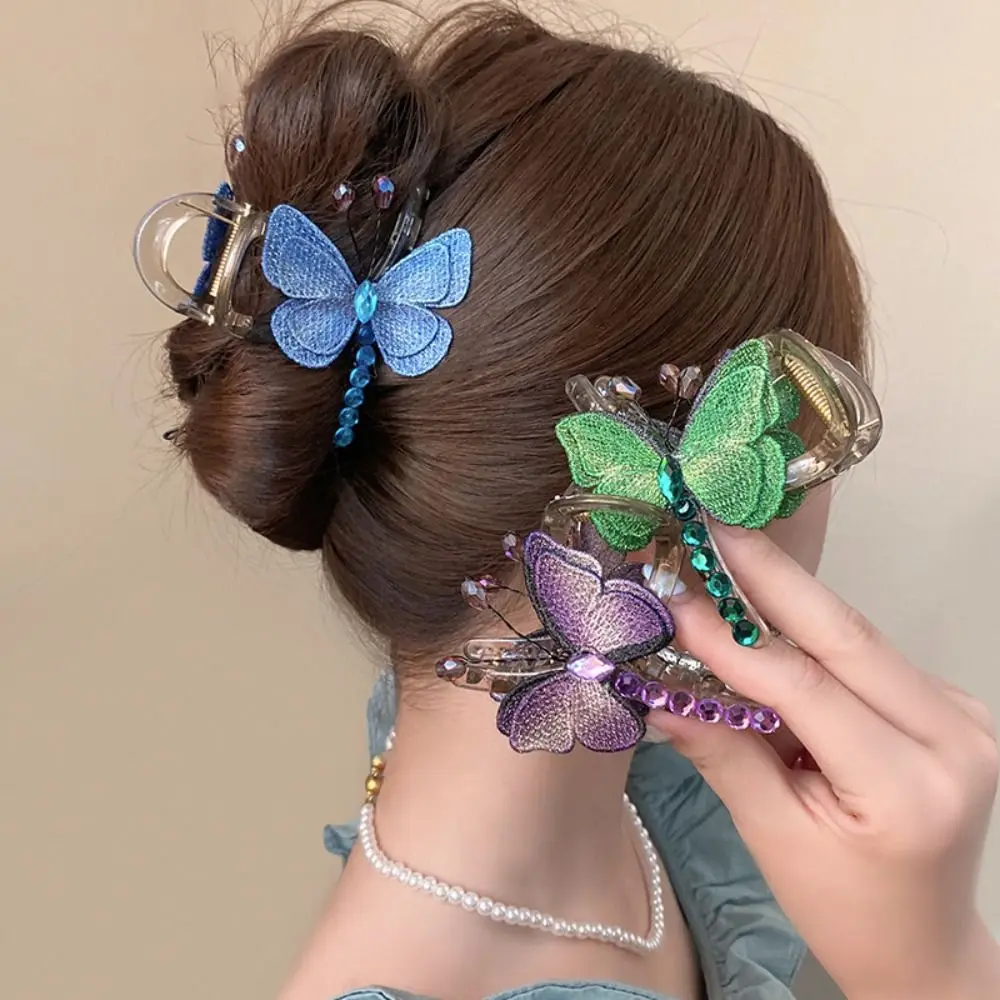 

Graceful Embroidered Claw Clip Exquisite Elegant Retro Headdress Rhinestone Handmade Chinese Style Hair Clip Wedding