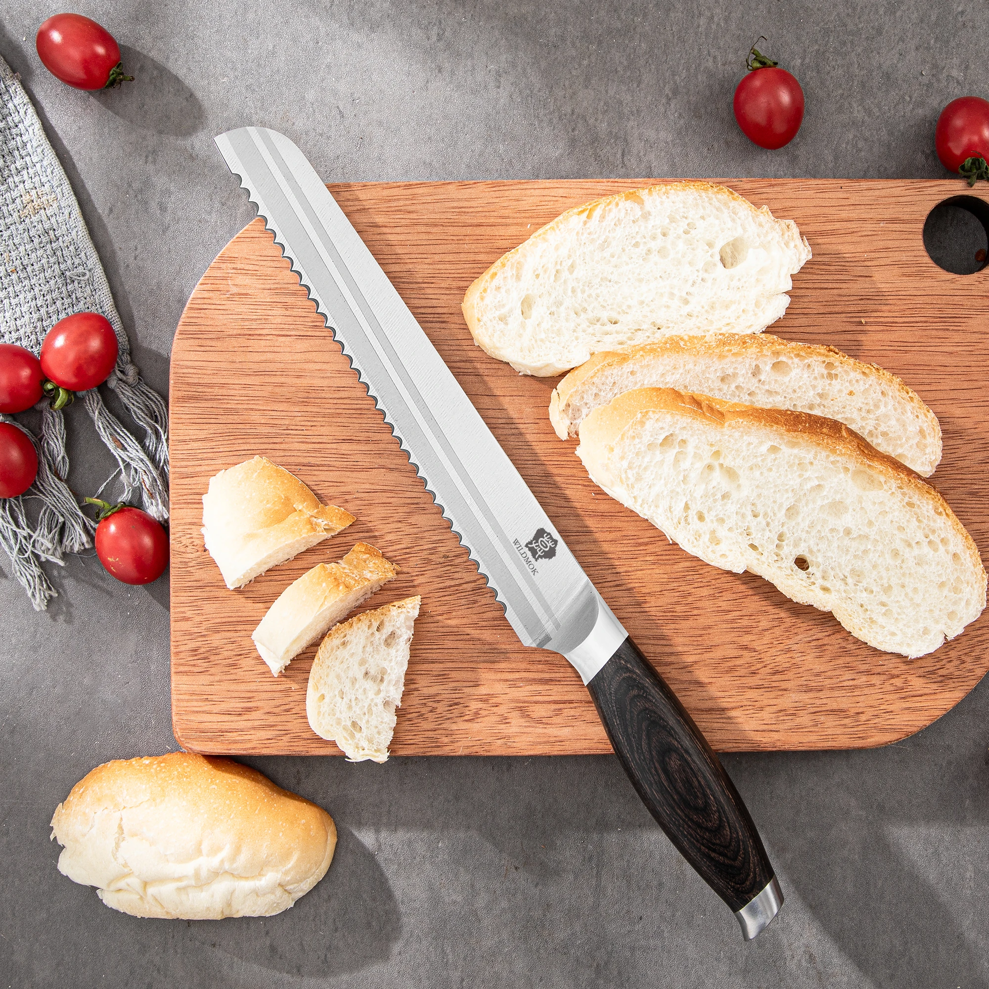WILDMOK Bread Knife, Sharp Serrated 8