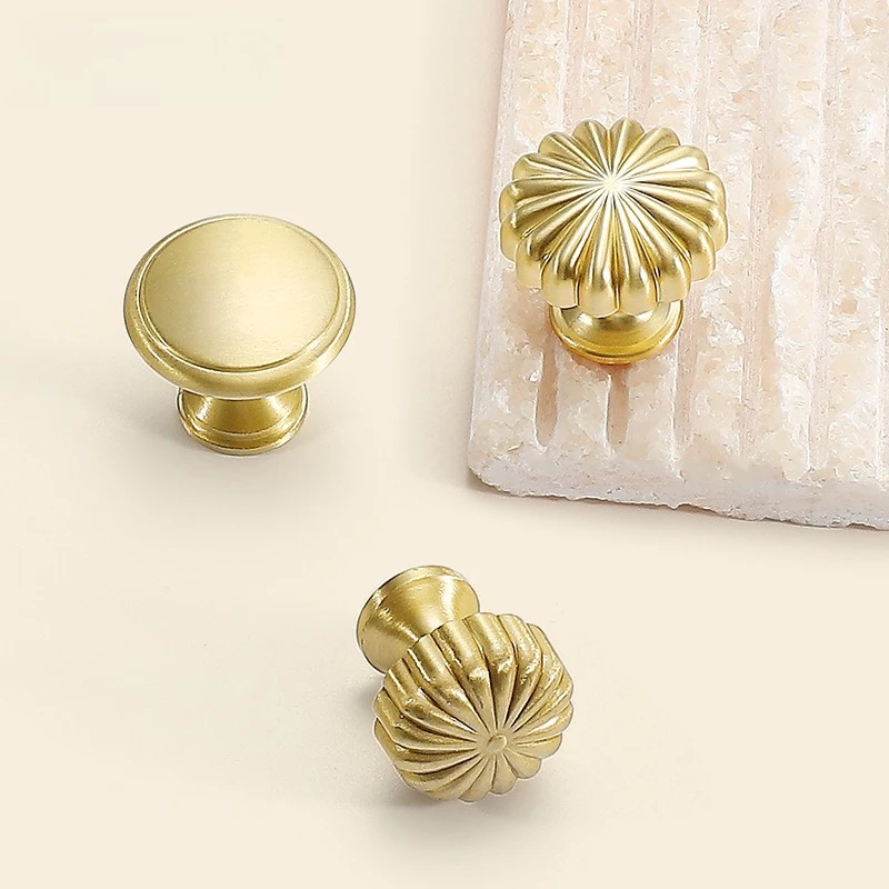 Brass Gold Cabinet Door Handle Modern Simple High-end Light Luxury French Style Single Hole Wardrobe Drawer Door Handle Knob