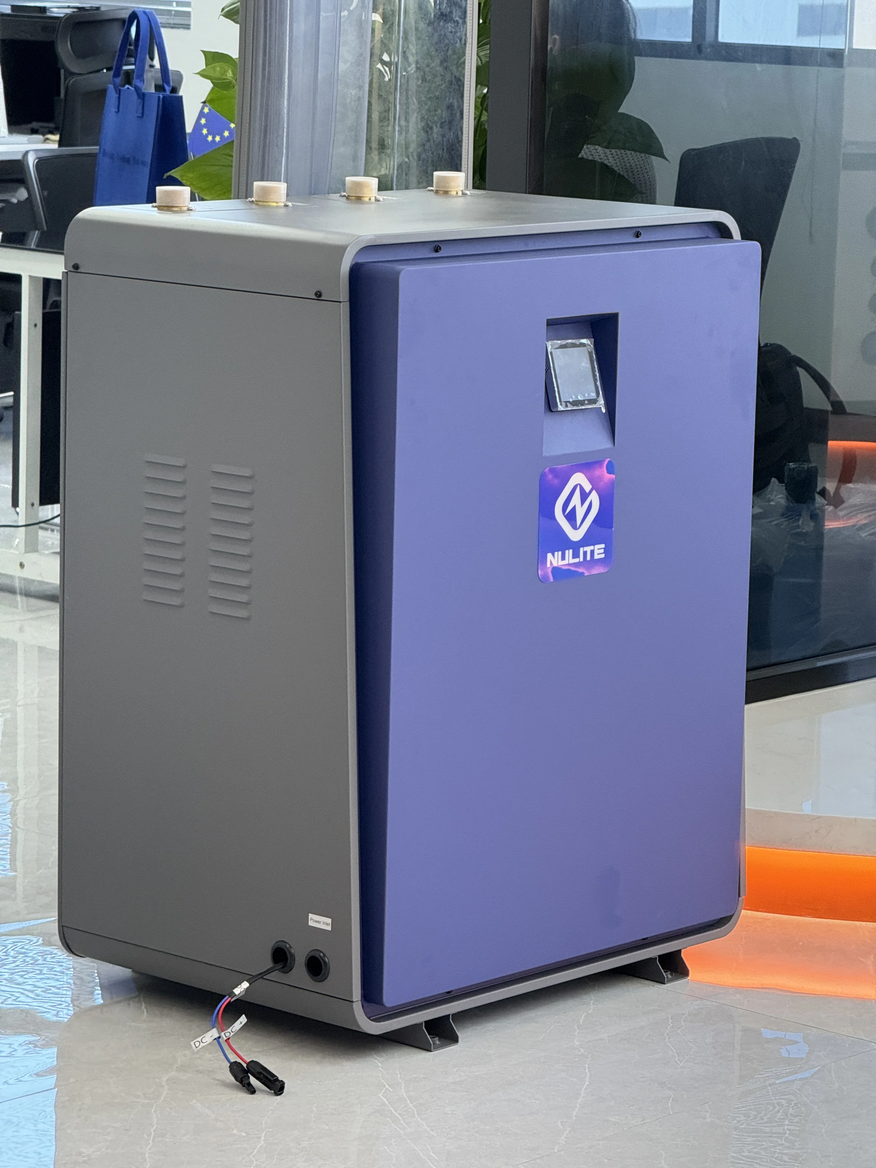 R290 مضخة الحرارة الحرارية الأرضية تصنيع المصدر 10Kw التدفئة الأرضية سخان الماء الساخن المحلي