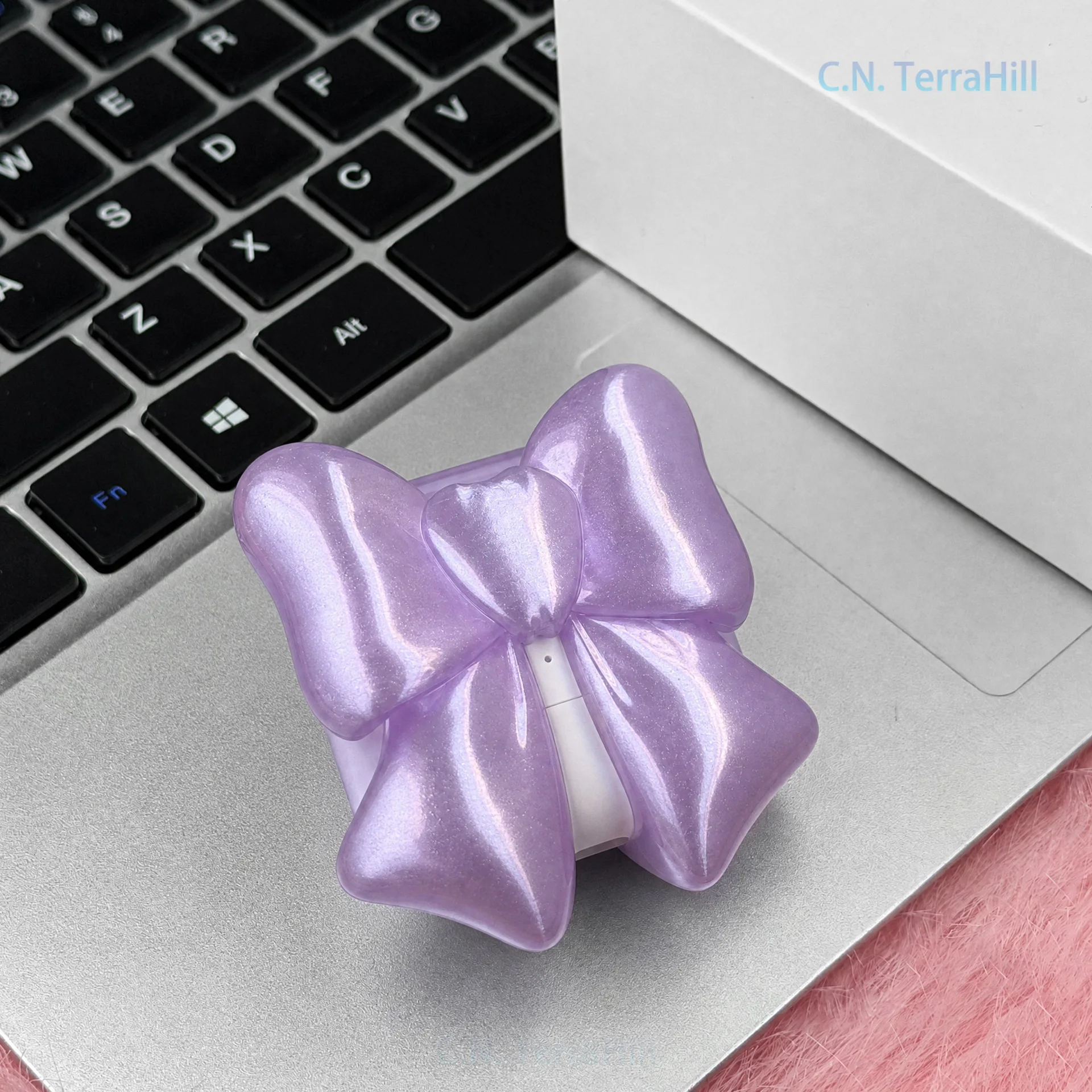 Human Face Ice Sculpture Design Phone Case for Apple AirPods Pro Protective Cover Shockproof Full Coverage Creative Minimalist