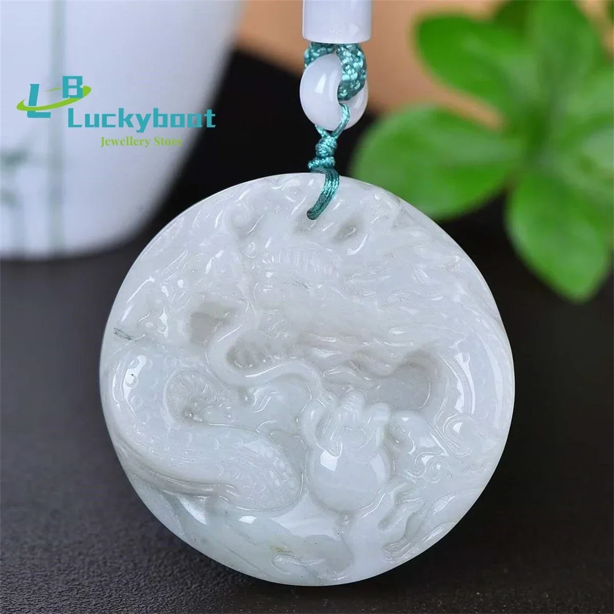 Natural Tianshan Cuiji Xianglong Pendant is Simple Personalized Fashionable Exquisite and Versatile for Men and Women