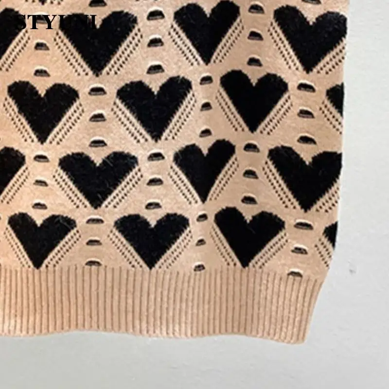 Heart Vintage V-Neck Loose Pullover Knitted Sweater Sleeveless Women's Vest Korean Fashion Autumn Winter Female Tops Female Tops