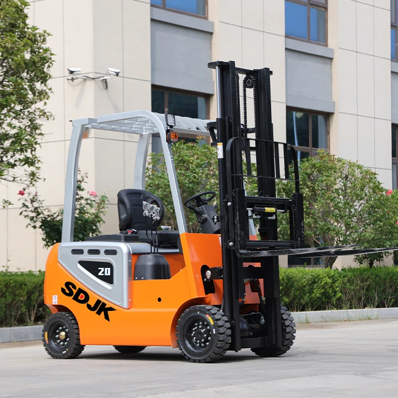 2,5 ton elektrische vorkheftruck kan worden aangepast voor boerderijhuishoudelijke vorkheftruck, energiebesparende en brandstofbesparende gebalanceerde vorkheftruck