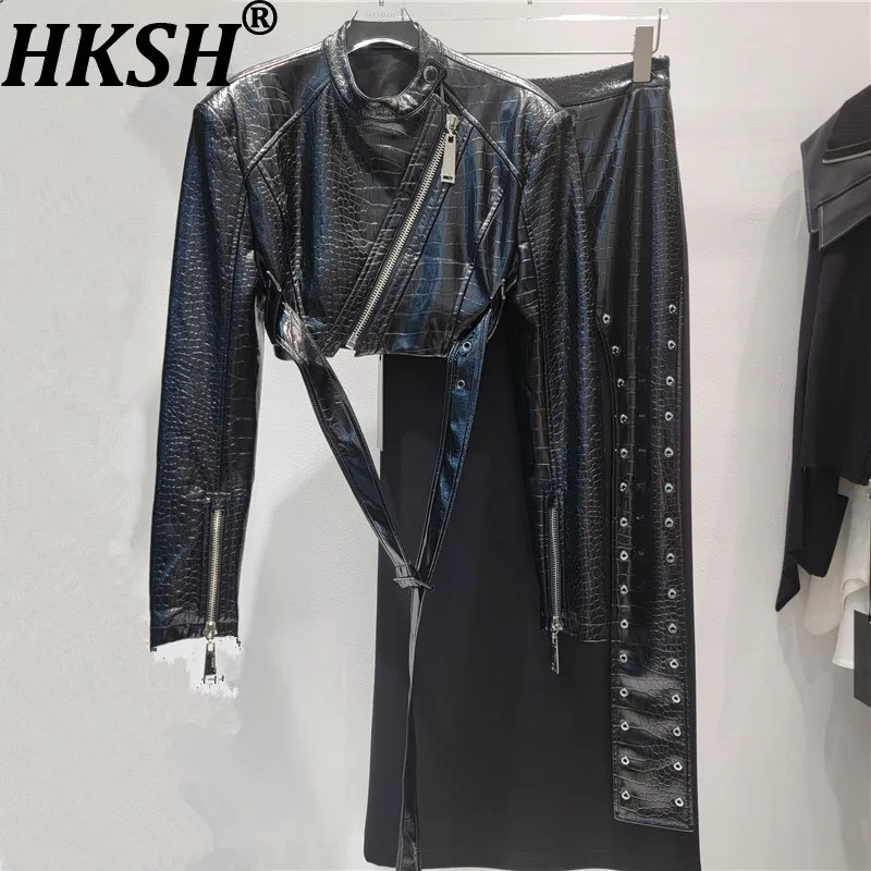 

HKSH Autumn New Women Chic Coat Diagonal Zipper Dark Techwear Short PU Leather Jacket Asymmetric Spliced Punk Tide Skirts HK9795