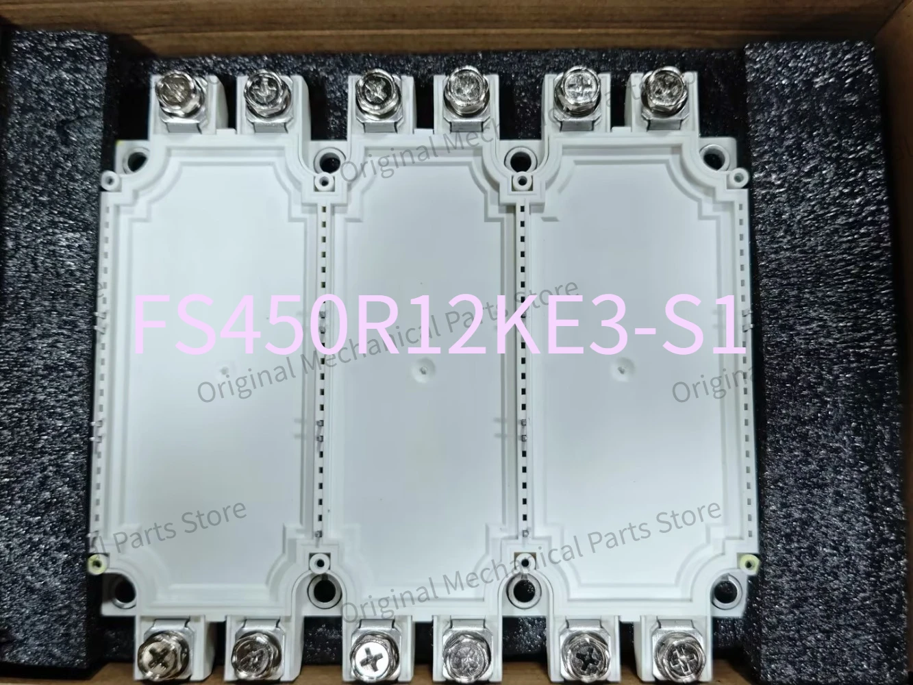 Brand New Original FS450R12KE3-S1 FS225R12KE3 FS225R12KE3-S1 FS300R12KE3 FS450R12KE3 FS450R17KE3 IGBT Module Fast Delivery