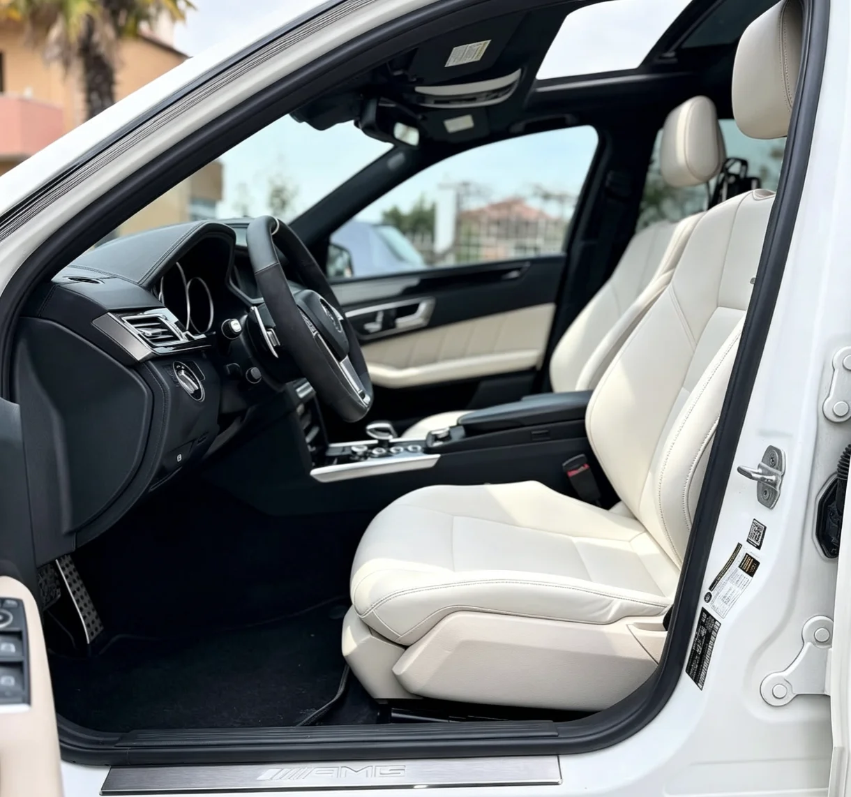 Für W212 2009~2010 Maßgefertigte Autositzbezüge Luxuriöses Nappaleder 100% Passgenau Innenraumzubehör 360 ° Vollständige Abdeckung – Detail 1
