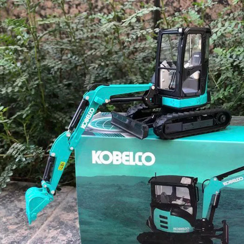 

SK35SR-6E Ultra Small Round Excavator 1/30 Scale DieCast Model Boy's birthday gift, scene setup