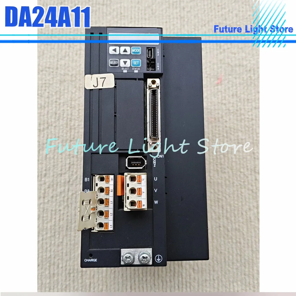 

Servo Drive DA24A11 1KW Three-Phase AC200-240V