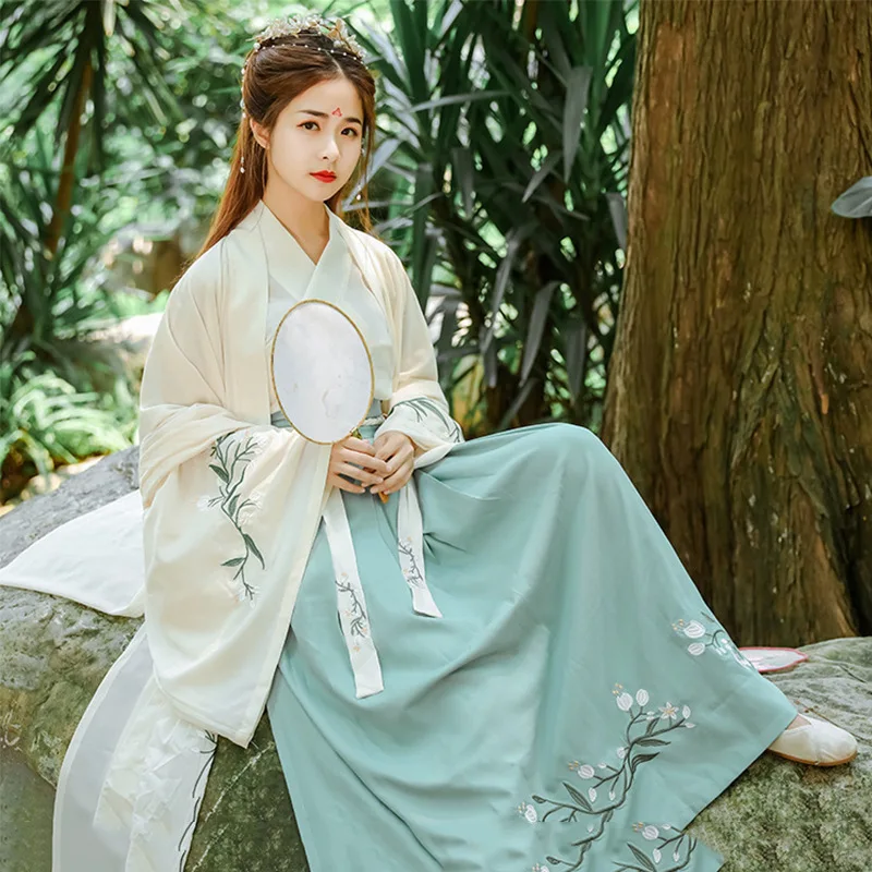 

Chinese Hanfu ancient dress women to improve the traditional big sleeve shirt fairy waist skirt daily suit