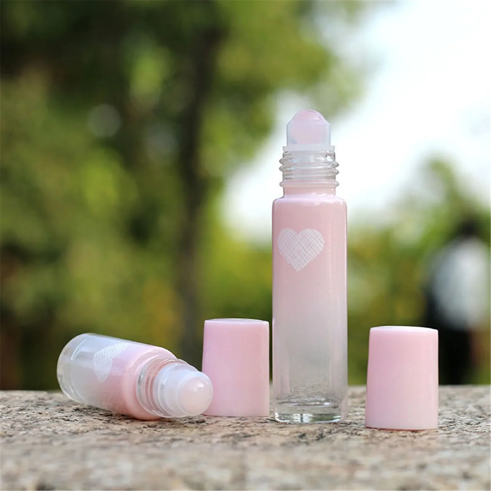 Gradient Pink Glass Roll on Bottle Empty Perfume Bottle Love Pattern Essential Oil Roller Ball Bottle Liquid Makeup Container