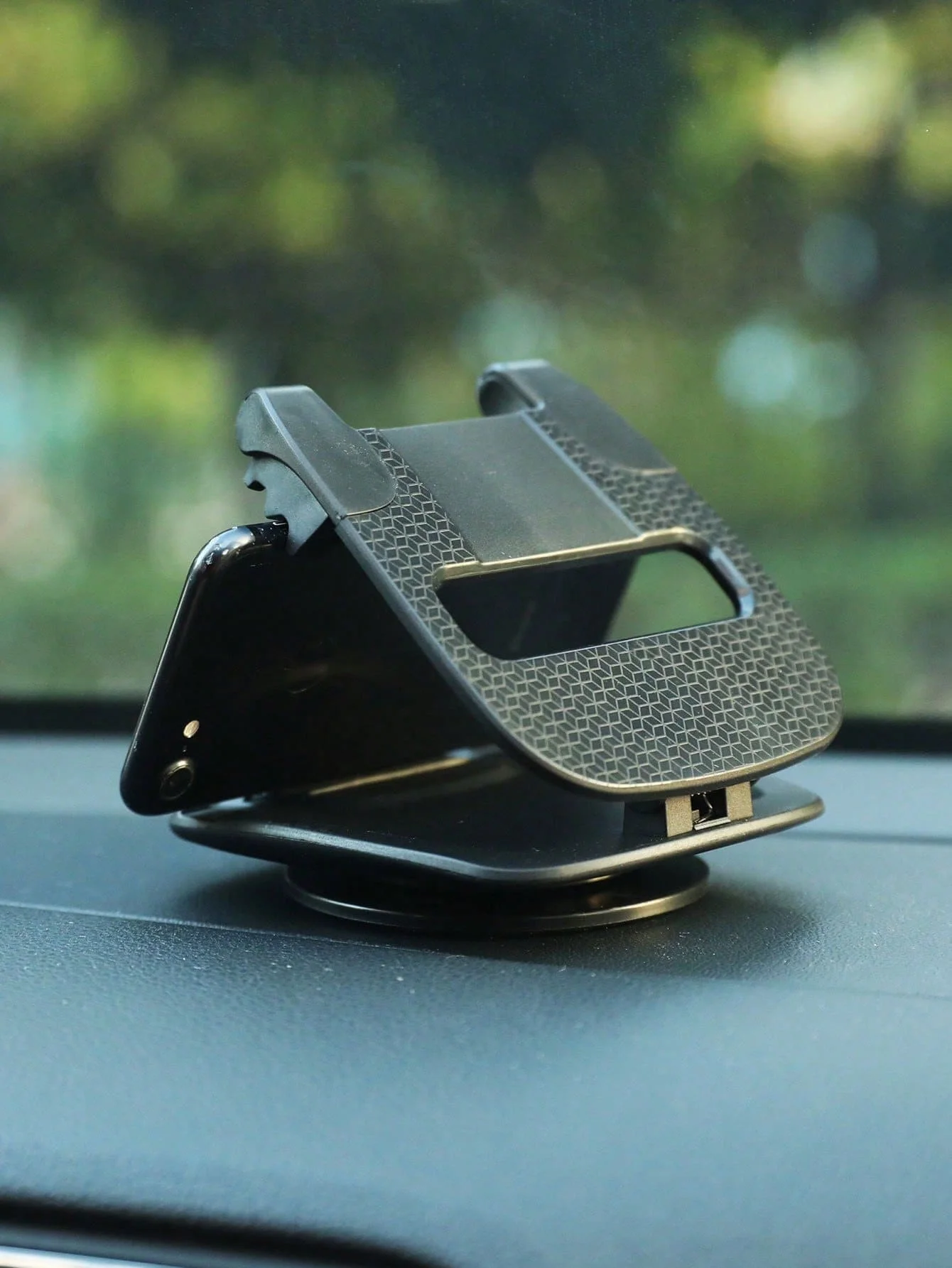 360° Rotatable & Foldable Car Phone Mount – Multi-Functional Dashboard Navigation Holder, Adjustable Angle, Compact & Durable