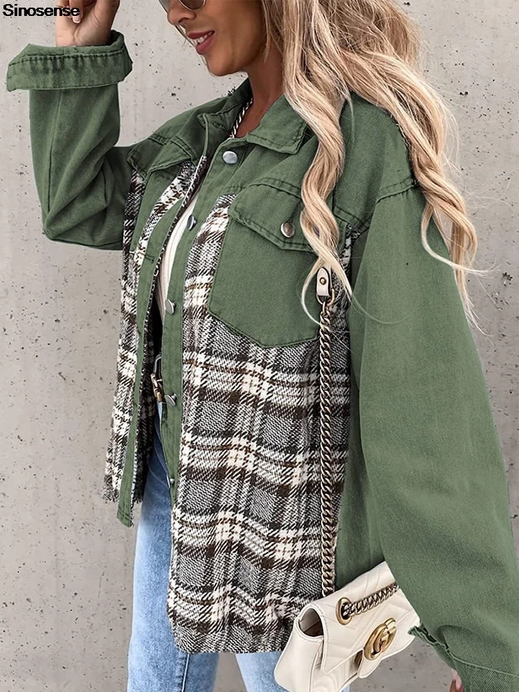 Women's Oversized Denim Jacket Casual Long Sleeve Button Down Plaid Shacket Fall Fashion Boyfriend Jean Jacket With Pockets