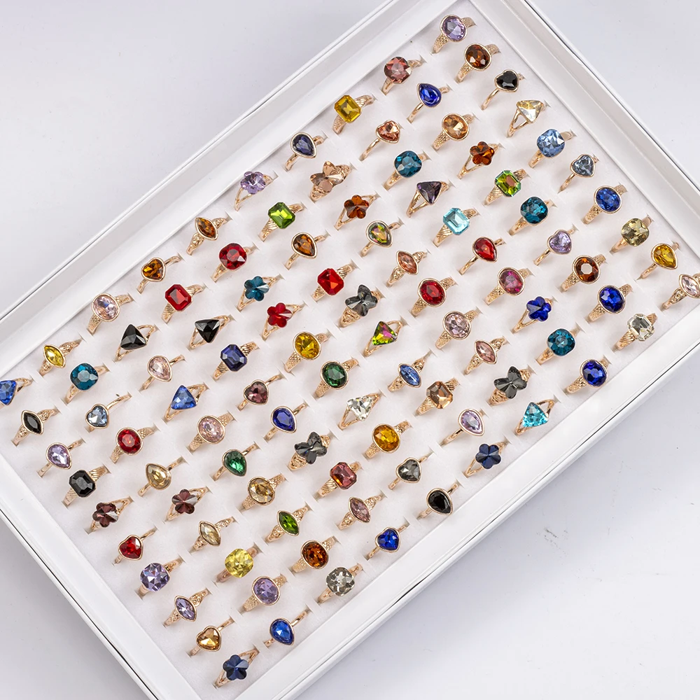 30 Pcs/Lot Fashion Punk Retro Glass Stone Ring For Women Men Geometry Carved Imitation Gemstone Mixed Style Jewelry Party Gifts