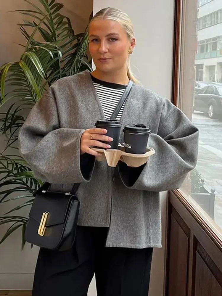 Frauen Mode Grau Abgeschnitten Mantel 2025, Herbst Lose Einreiher Strickjacke Jacken Weibliche Feste Langarm Streetwear Mäntel