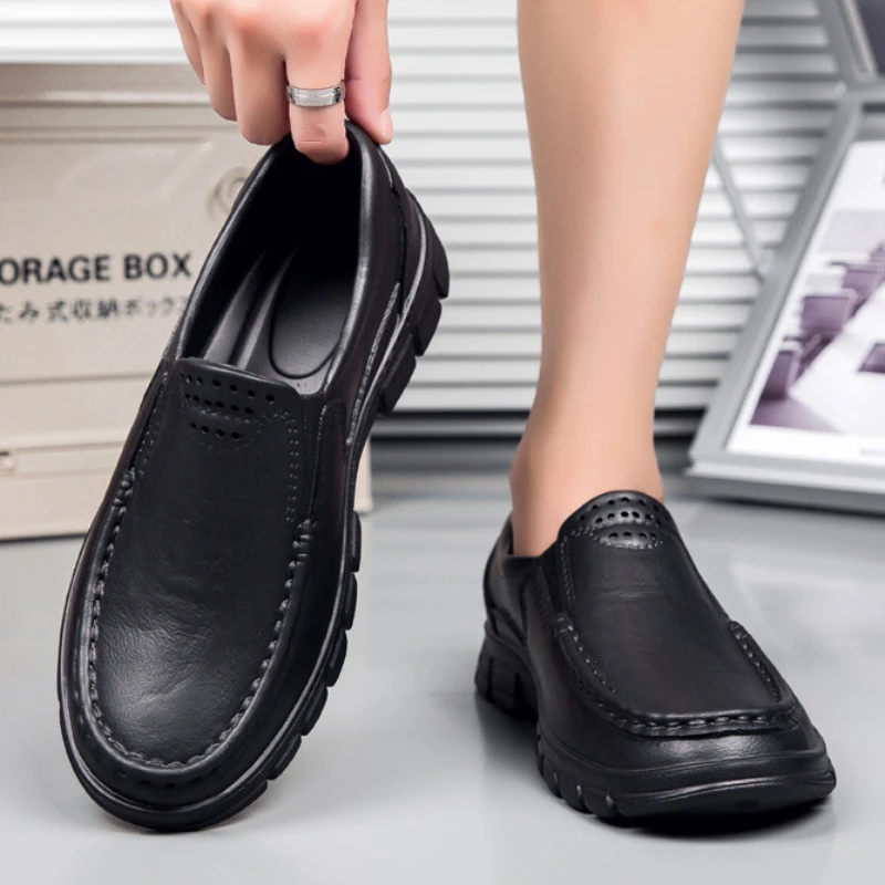 Pu Leather Men's Casual Shoes Men Loafers Waterproof Kitchen Chef Shoes Breathable Soft Sole Work Shoes Summer Beach EVA Sandals